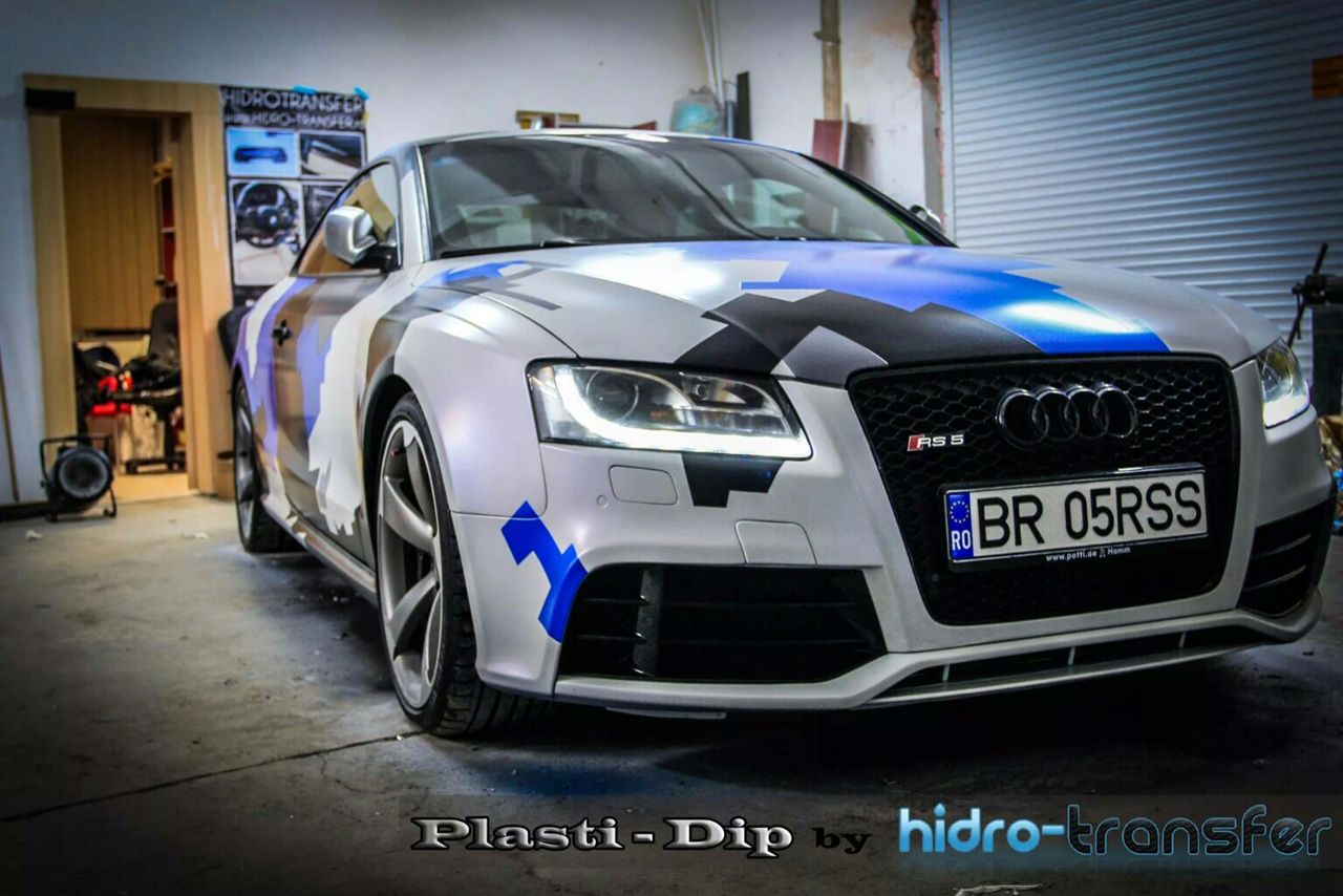 Audi Dipped in Hydro Transfer using Blue Ghost, Violet Ghost, Electric Blue, Black gunmetal. All this using Plasti Dip Pearls from Paint with Pearl.