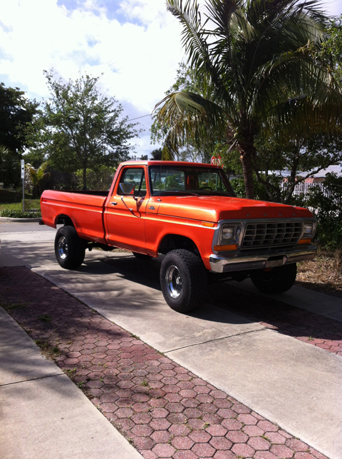 Orange Copper Candy and Gold Ghost Pearl on Ford F-150 Custom Paint.