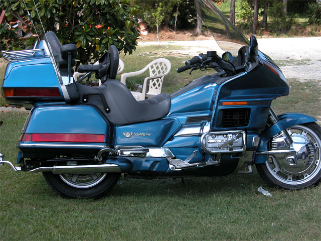 Electric Blue Honda Goldwing as Seen on our Testimonials.