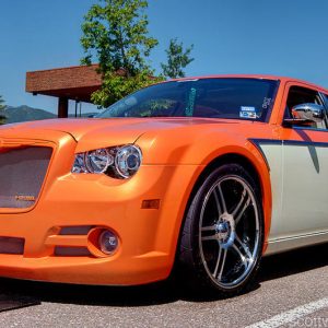 Gold and White Ghost pearl on a Hemi Chrysler 300