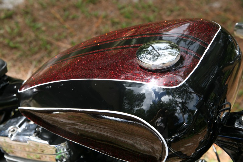 apple red metal flake tank